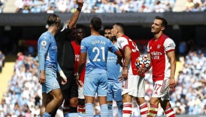  阿森纳新星双响击溃伦敦对手  